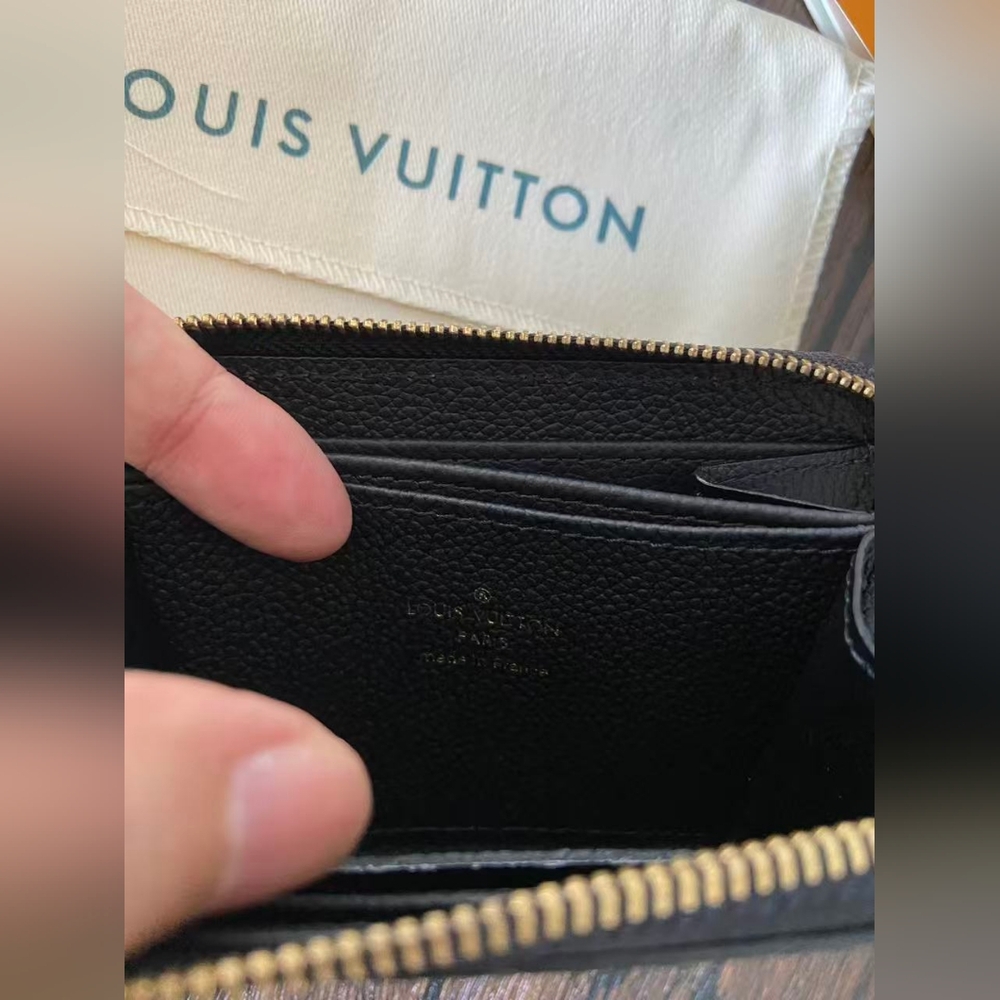 Louis Vuitton Black Zippy Coin Purse - Picture 7 of 8